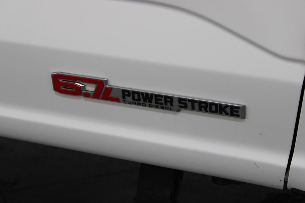 Used 2024 Ford F350 Lariat w/ Tremor Off-Road Package image 13