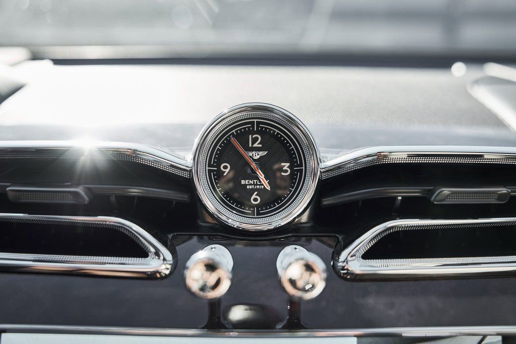 Used 2023 Bentley Bentayga Extended Wheelbase AWD/4WD image 82