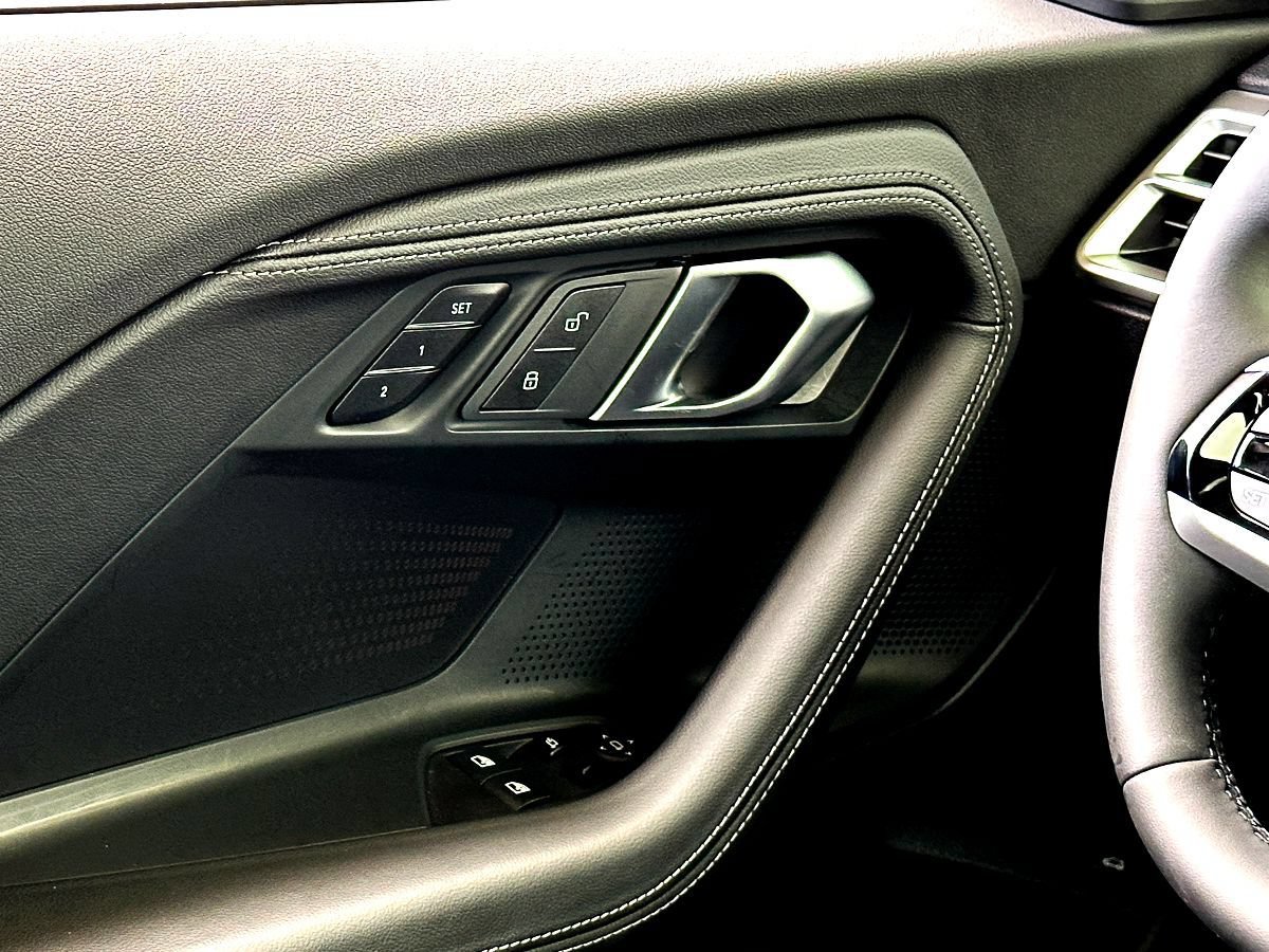 Certified 2025 BMW 230i Coupe RWD image 10