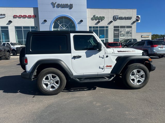 Used 2023 Jeep Wrangler Sport S image 2