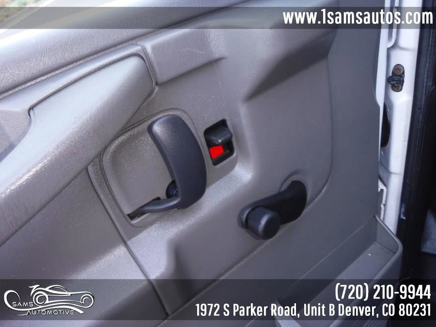 Used 2009 Chevrolet Express 1500 AWD 1500 135 image 33