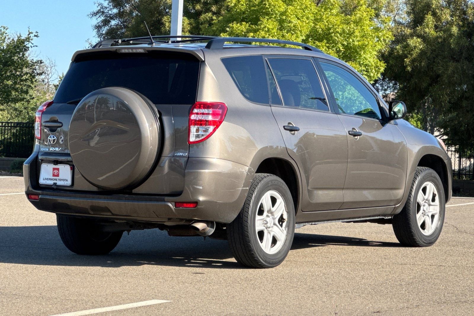 Used 2010 Toyota RAV4 4WD image 4