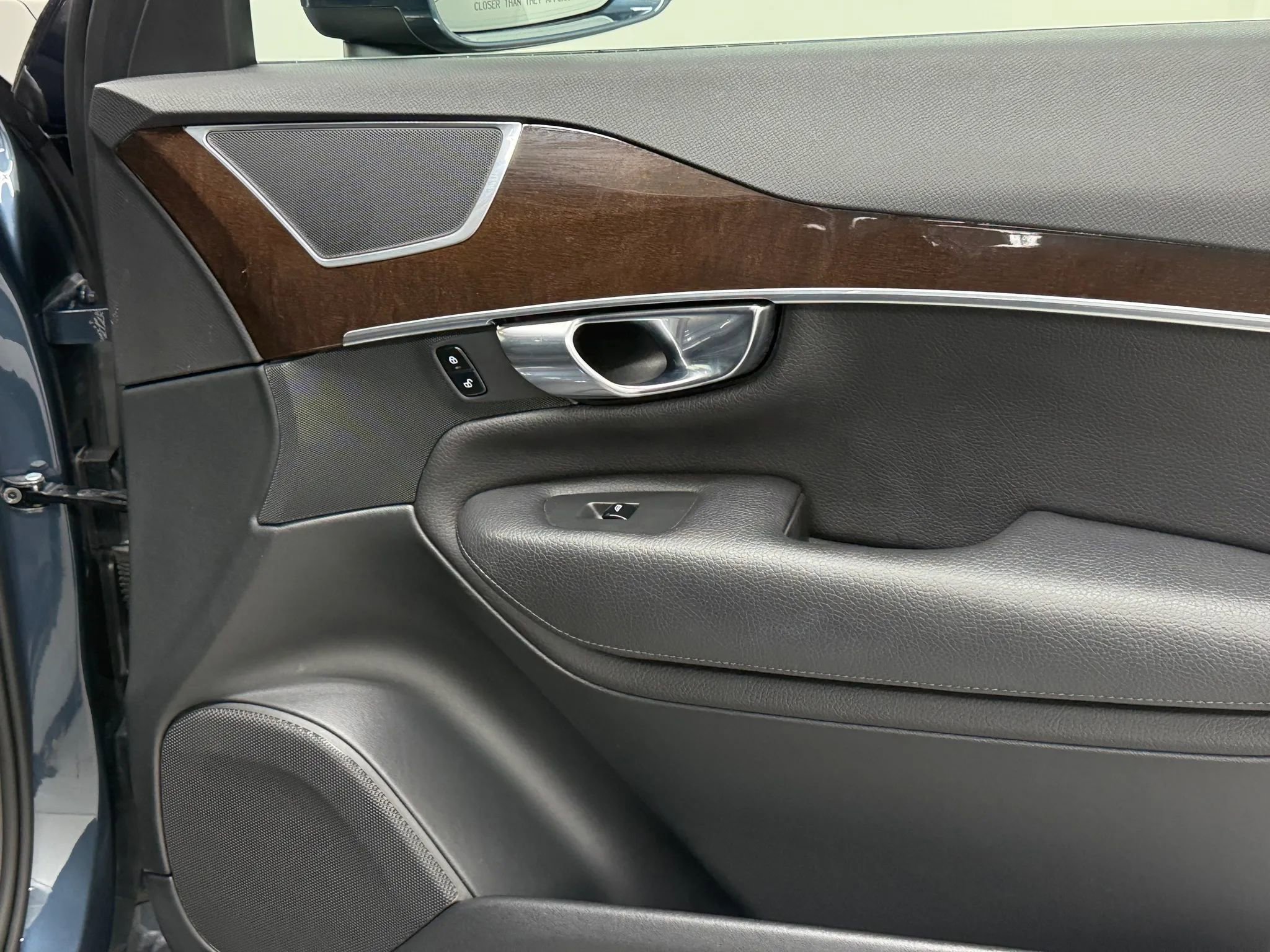 Used 2019 Volvo XC90 T6 Momentum w/ Advanced Package image 22