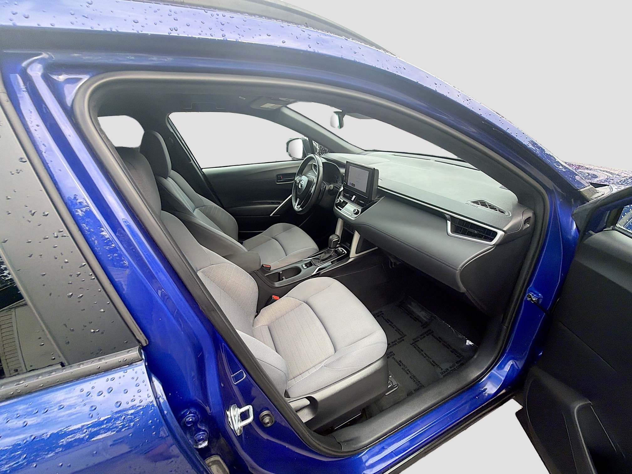 Used 2025 Toyota Corolla Cross AWD Hybrid image 31