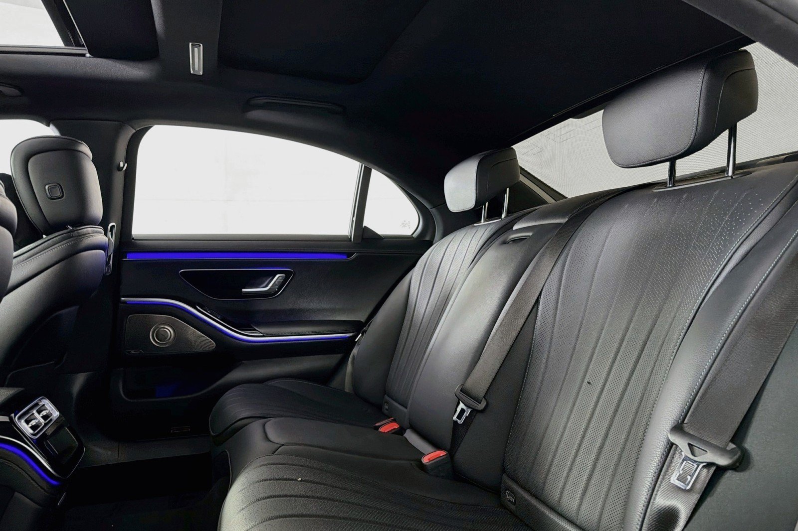Certified 2023 Mercedes-Benz S 500 4MATIC image 8