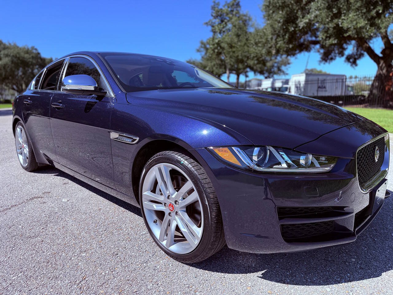Used 2017 Jaguar XE Prestige AWD/4WD image 1
