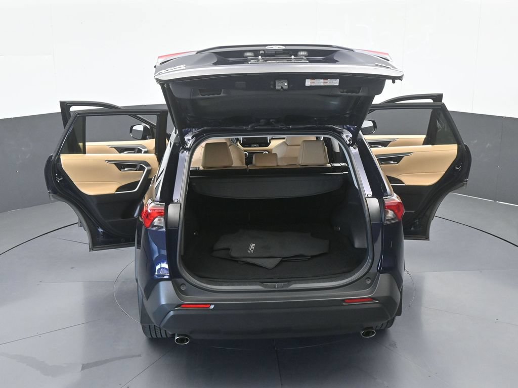 Used 2025 Toyota RAV4 XLE Premium FWD image 69