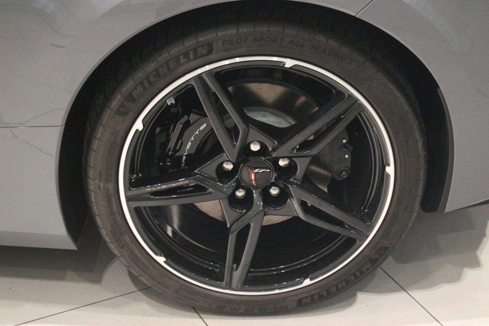 Used 2025 Chevrolet Corvette Stingray Coupe w/ Battery Protection Package image 33