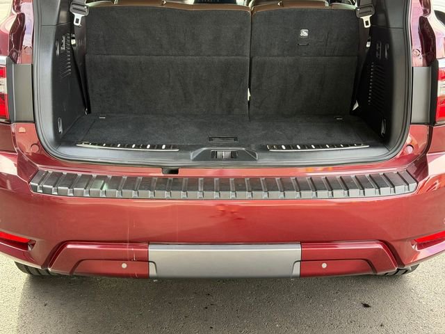 Certified 2023 Nissan Armada Platinum w/ Captain's Chairs Package image 4