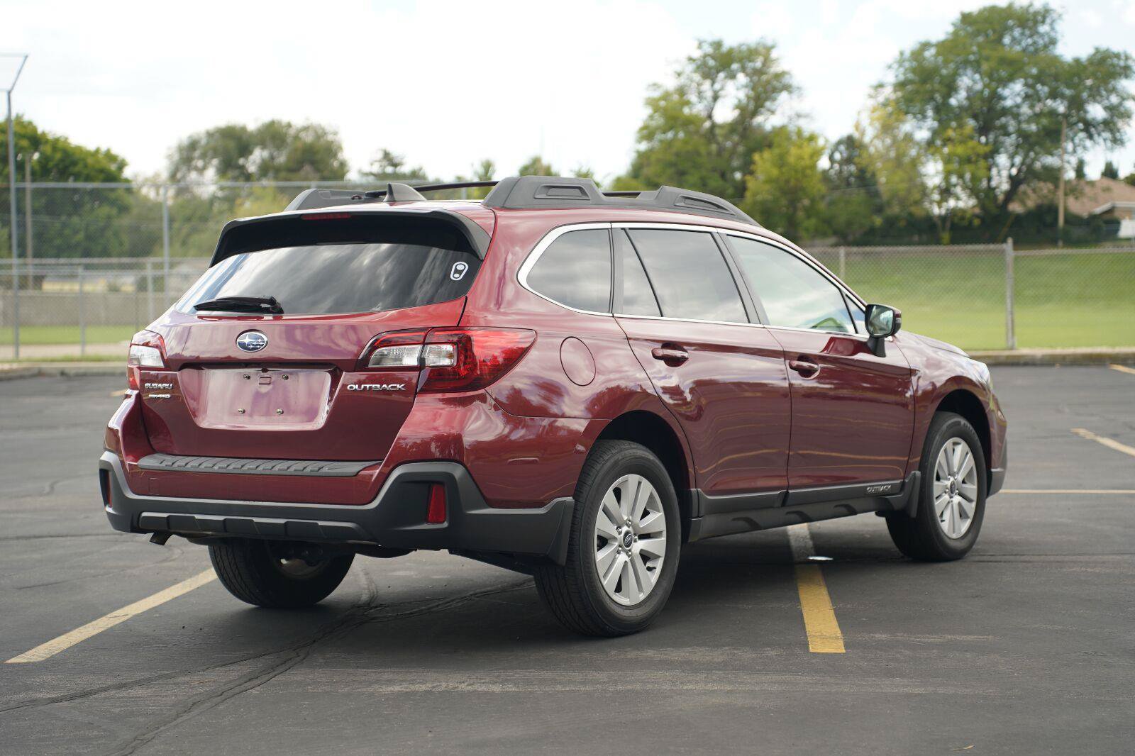 Used 2019 Subaru Outback 2.5i Premium w/ Popular Package #2 AWD/4WD image 5