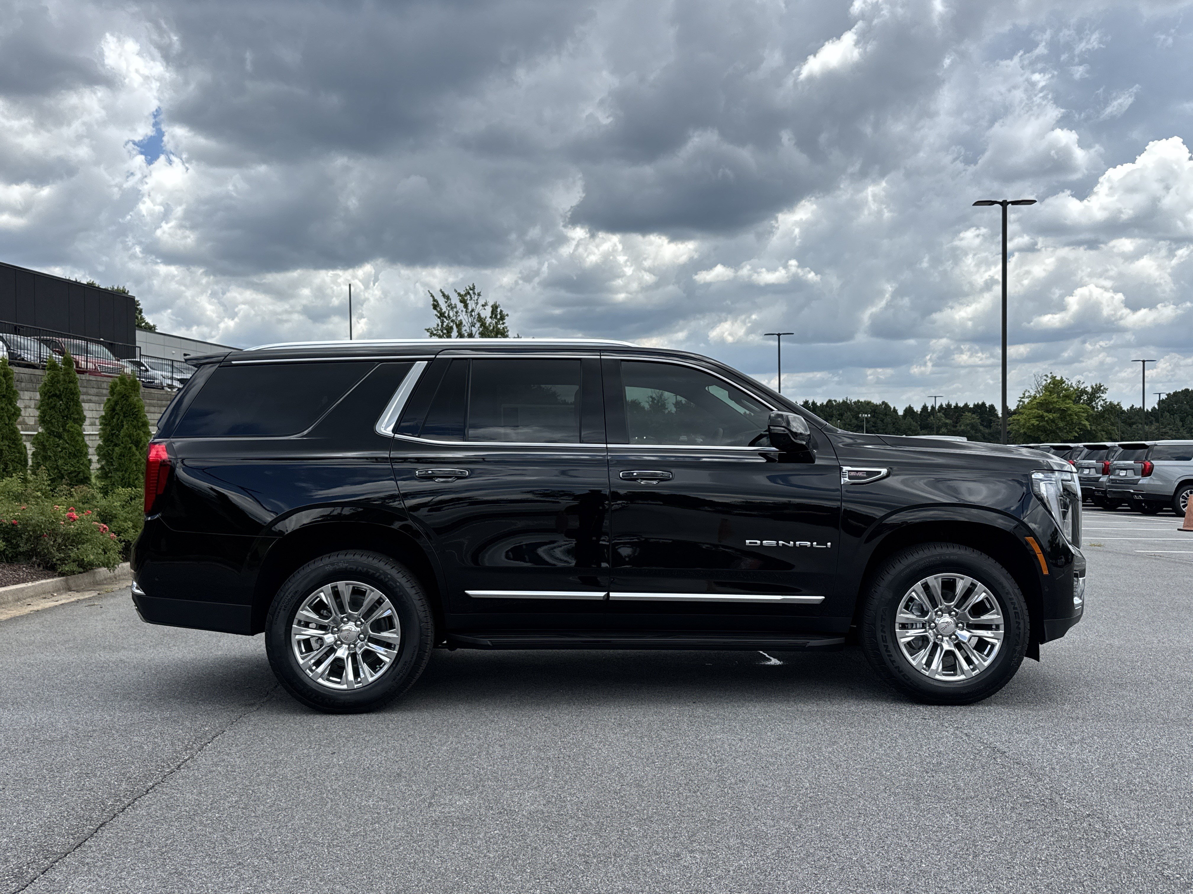 New 2026 GMC Yukon Denali AWD/4WD image 11