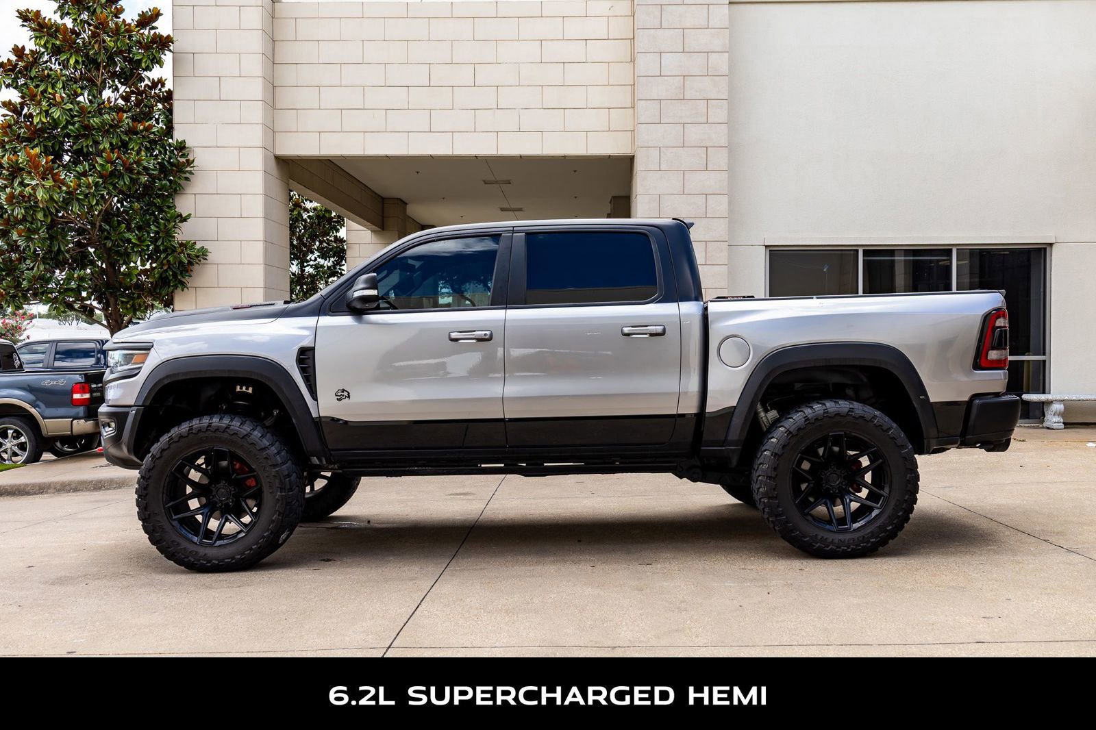 Used 2022 RAM 1500 TRX w/ TRX Level 1 Equipment Group AWD/4WD image 5
