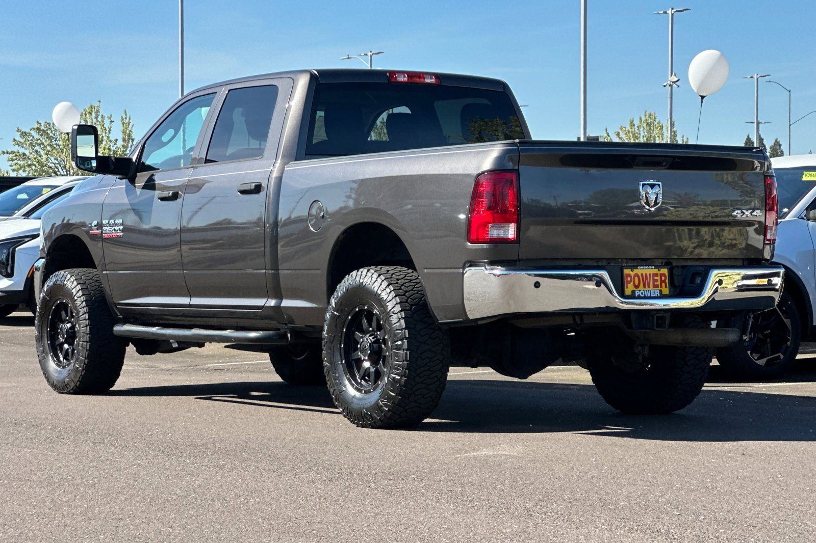 Used 2017 RAM 3500 Tradesman w/ Chrome Appearance Group image 6