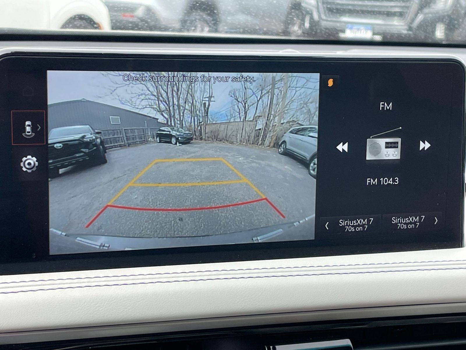 Used 2025 Genesis G70 2.5T image 27