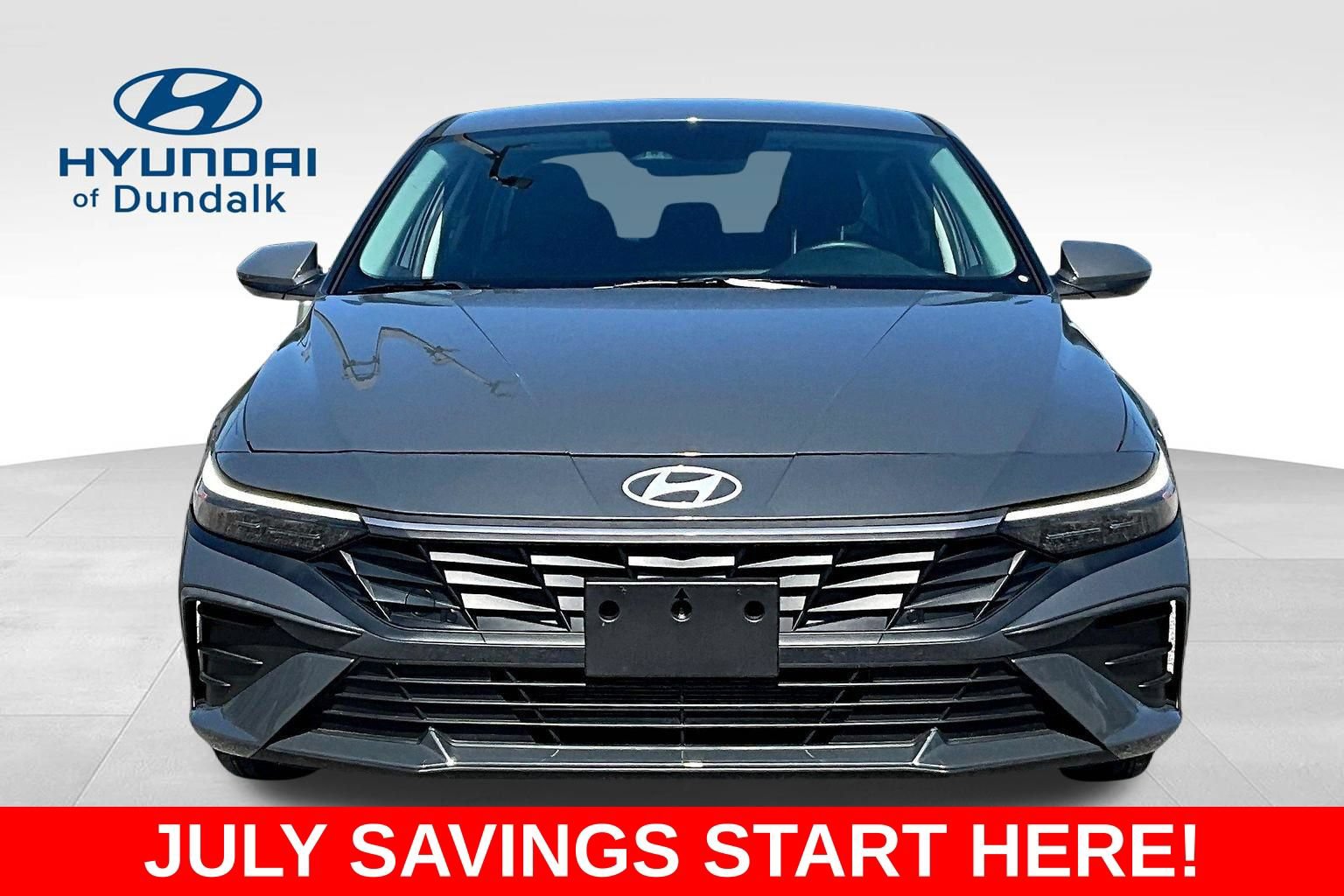 Used 2024 Hyundai Elantra SEL FWD image 2