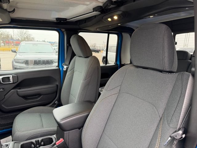 Used 2026 Jeep Gladiator Sport AWD/4WD image 8