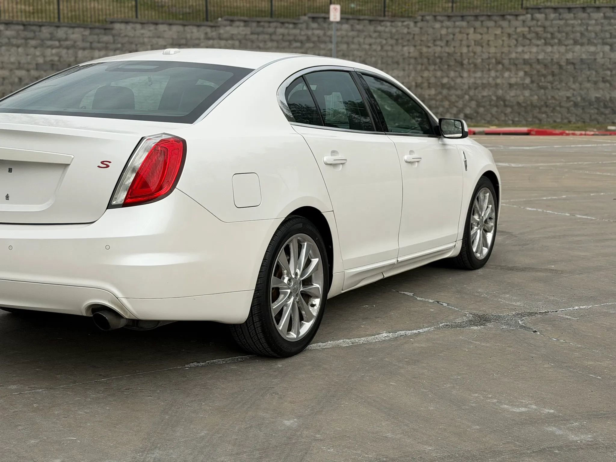 Used 2011 Lincoln MKS AWD w/ 201A Rapid Spec Order Code image 7