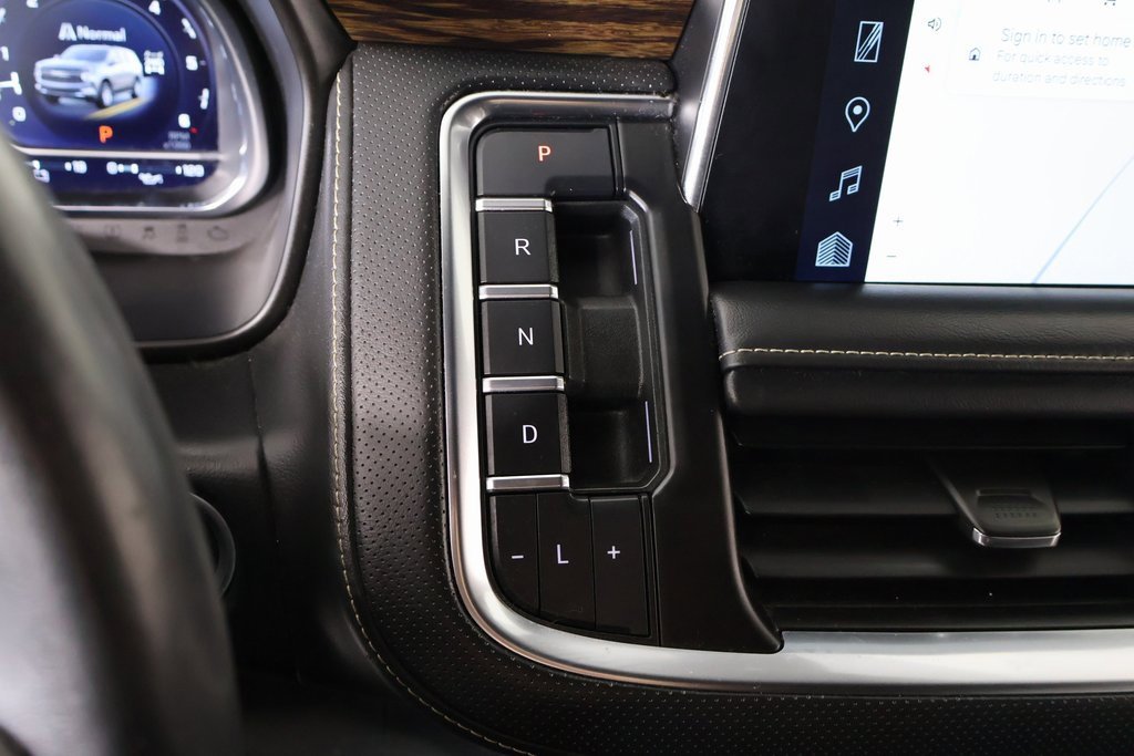 Used 2022 Chevrolet Suburban Premier image 7