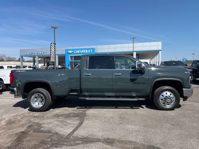 New 2026 Chevrolet Silverado 3500 LTZ w/ LTZ Plus Package AWD/4WD image 2