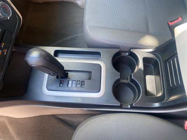 Used 2009 Ford Escape XLS image 67