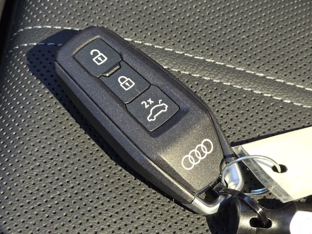 New 2026 Audi Q5 Premium Plus AWD/4WD image 42