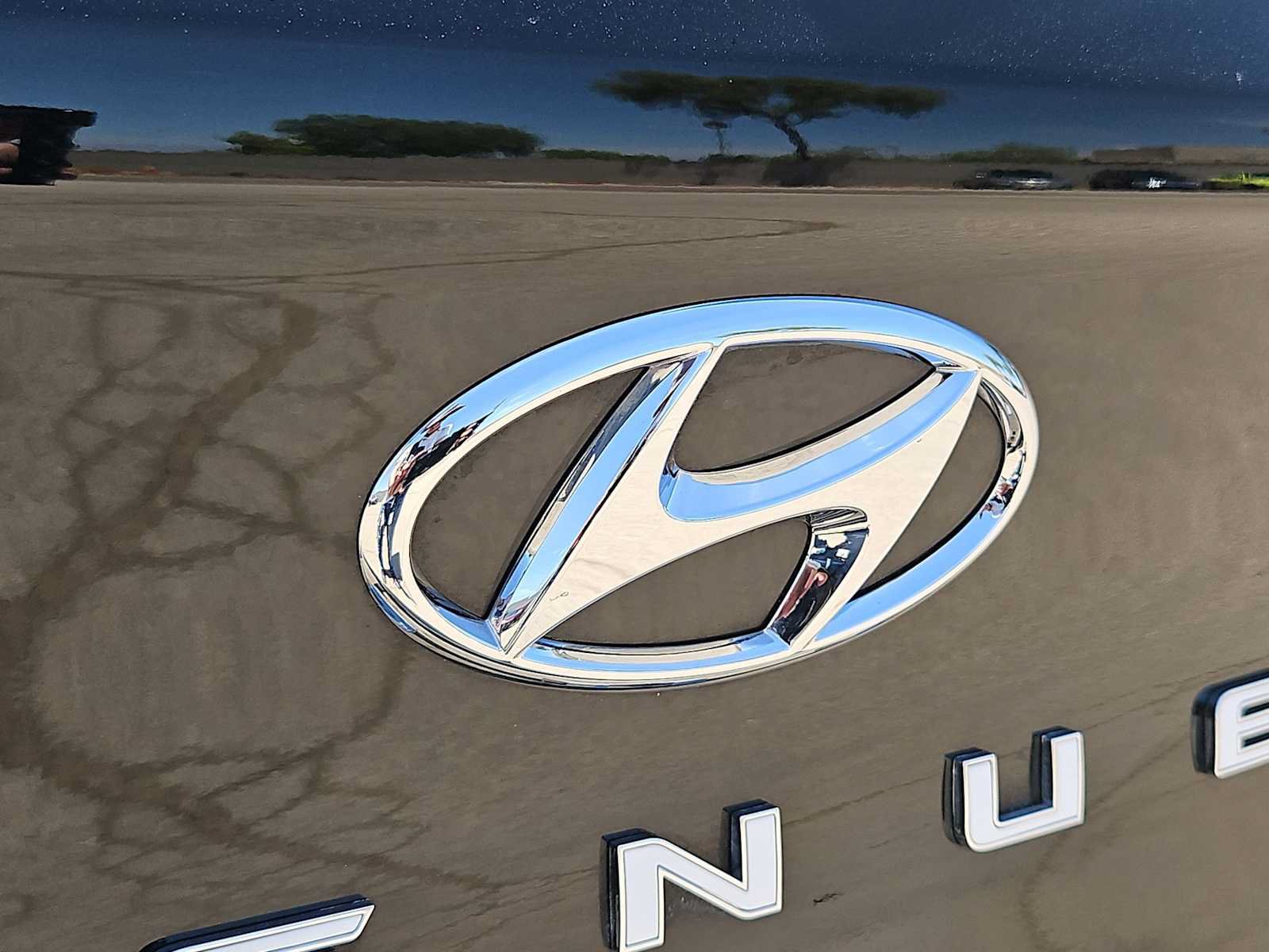 Certified 2024 Hyundai Venue SEL FWD image 11