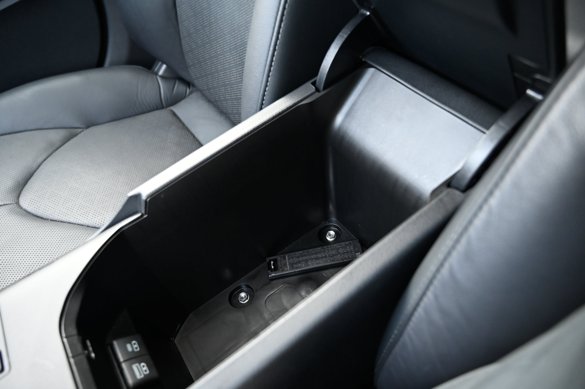 Used 2023 Toyota Camry XSE w/ Navigation Package FWD image 29