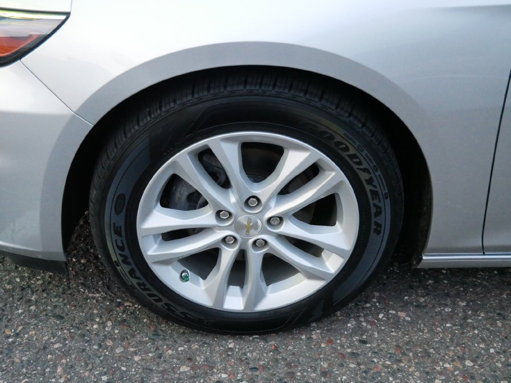 Used 2016 Chevrolet Malibu LT FWD image 8