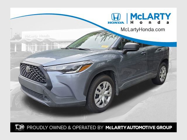 Used 2022 Toyota Corolla Cross L FWD image 1