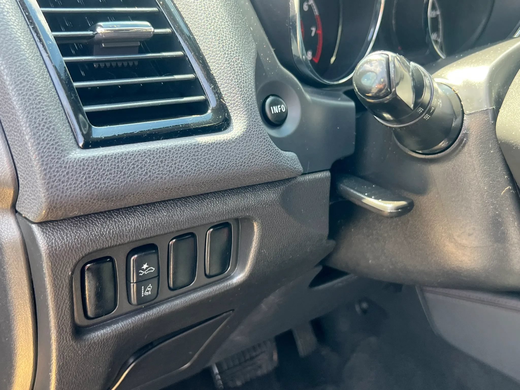Used 2021 Mitsubishi Outlander Sport ES FWD image 14