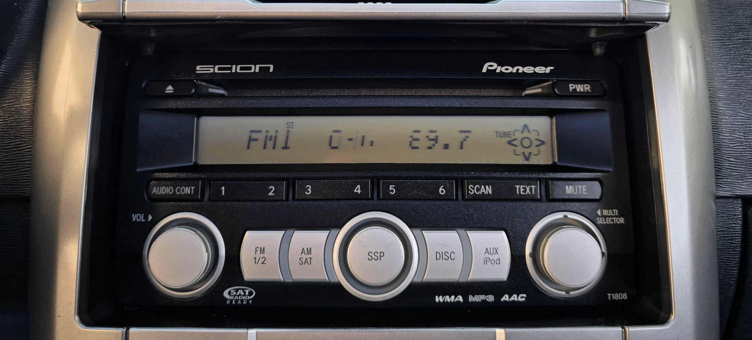 Used 2008 Scion tC FWD image 32