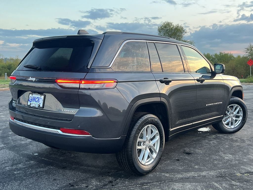 New 2025 Jeep Grand Cherokee Laredo X w/ Luxury Tech Group I image 41