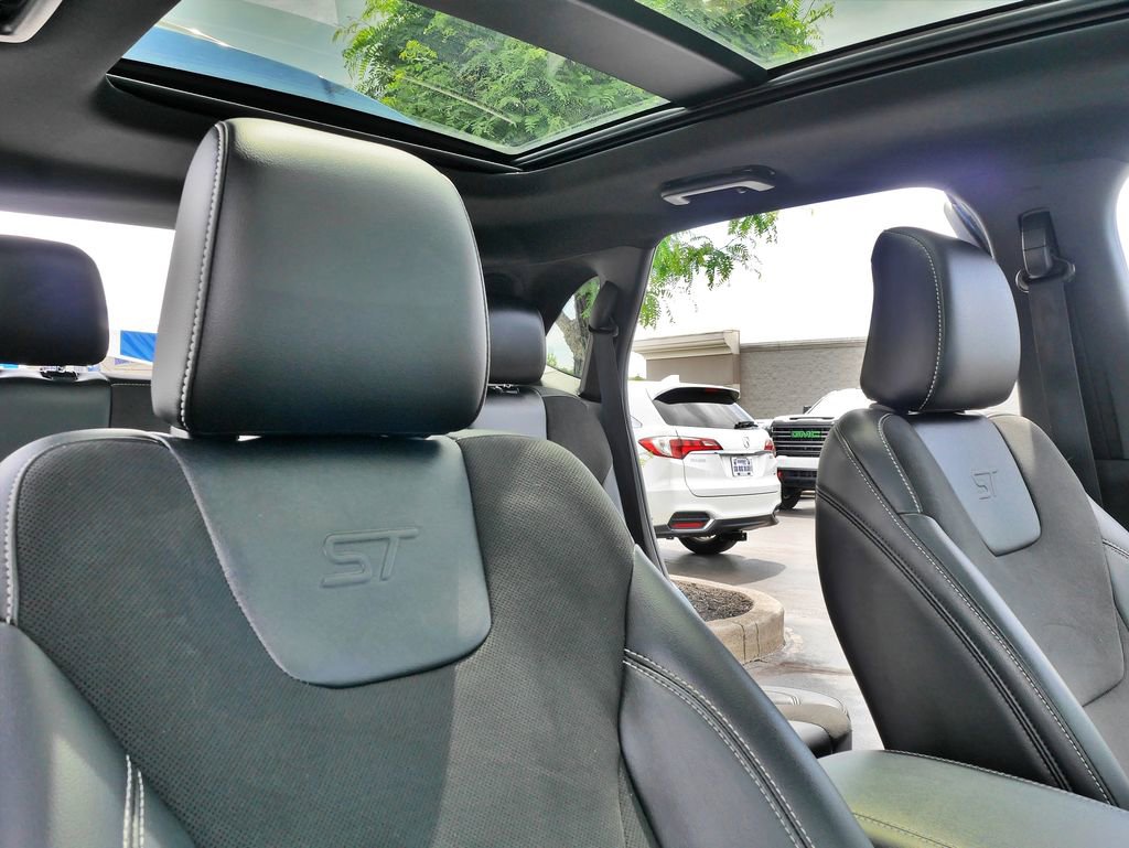 Used 2020 Ford Edge ST w/ Equipment Group 401A AWD/4WD image 14