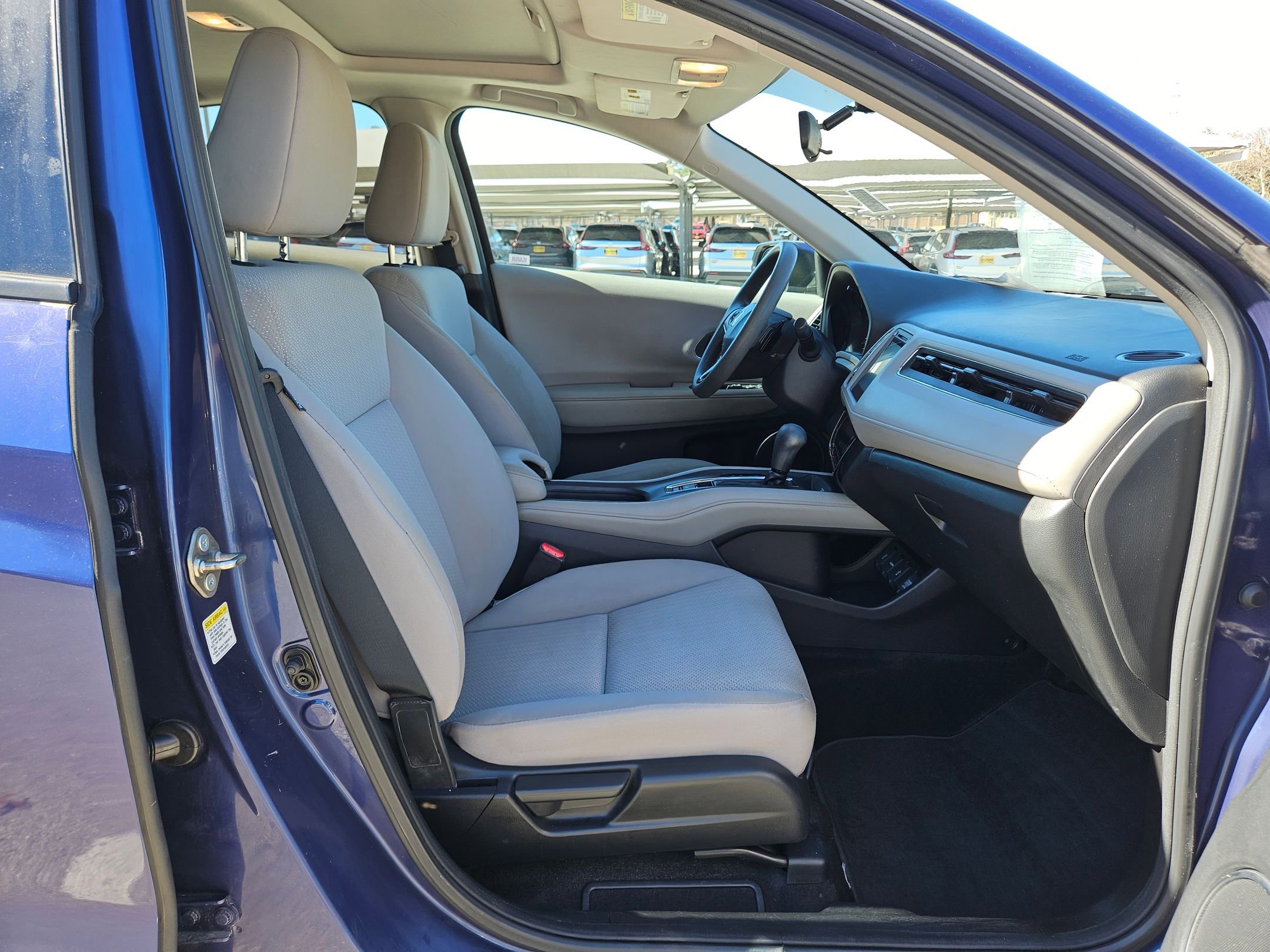 Used 2016 Honda HR-V EX image 28