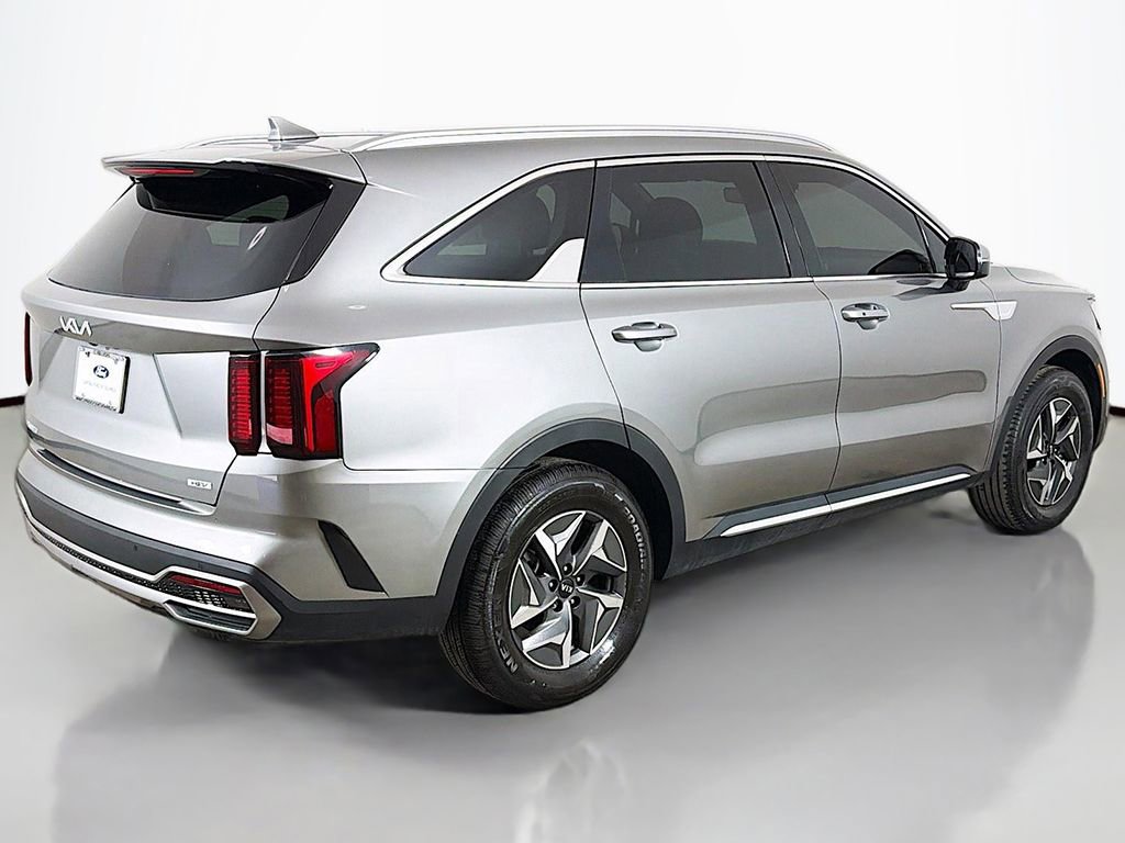 Used 2023 Kia Sorento EX w/ Panoramic Sunroof Package FWD image 13