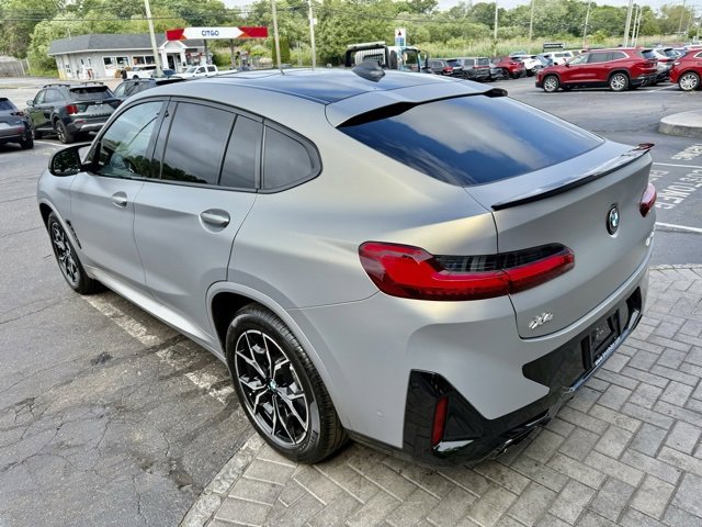 Used 2024 BMW X4 M40i w/ Premium Package image 61