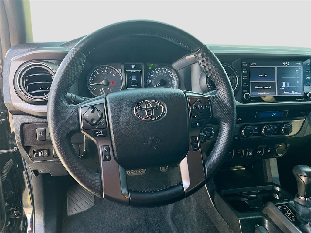 Used 2022 Toyota Tacoma TRD Off-Road image 11
