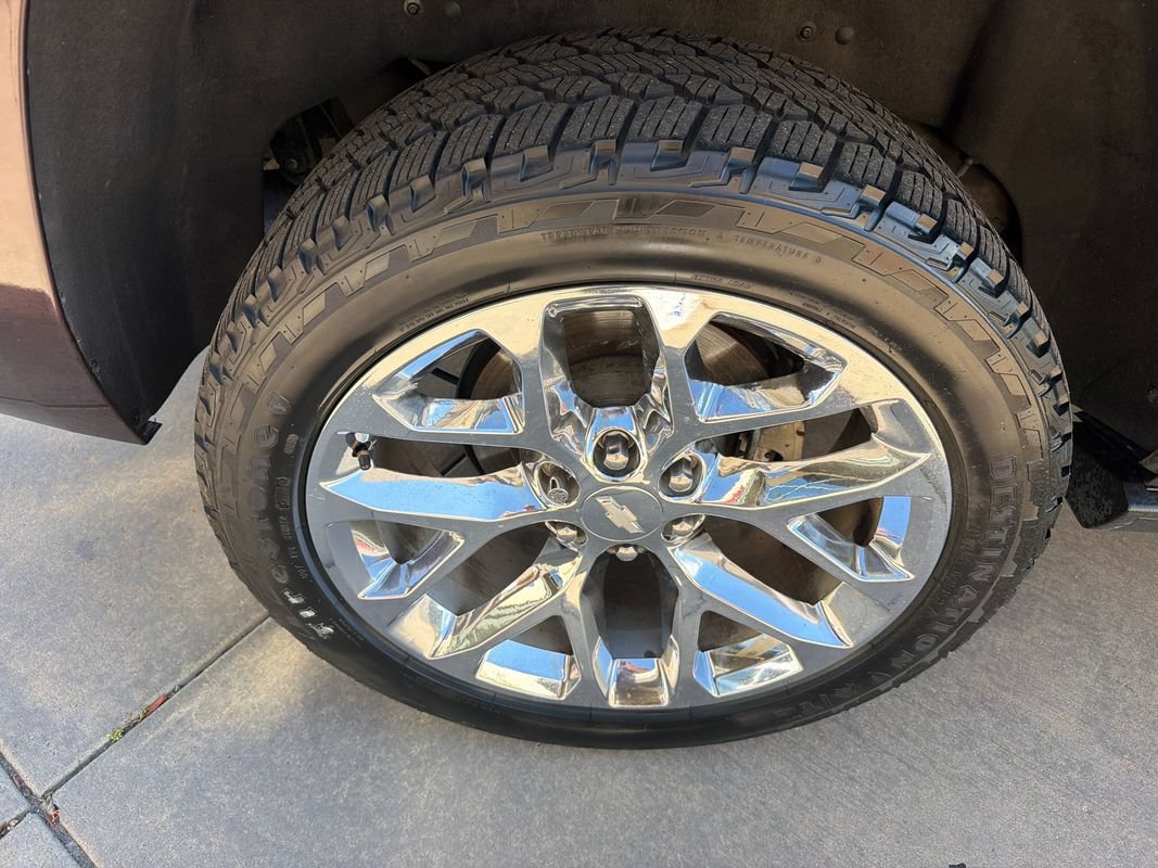 Used 2017 Chevrolet Tahoe Premier AWD/4WD image 14
