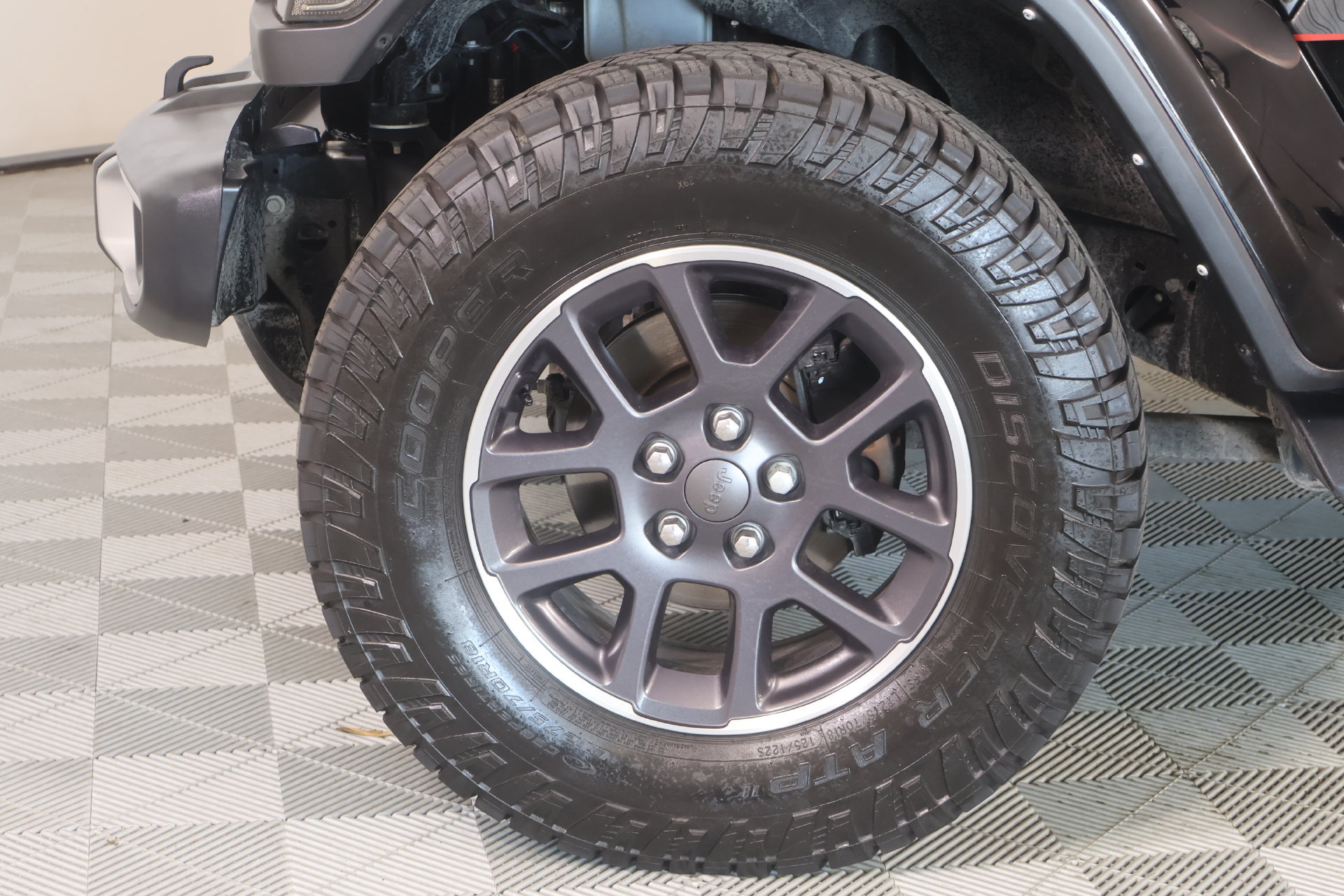 Used 2021 Jeep Gladiator Overland AWD/4WD image 18