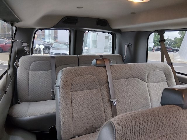Used 2025 GMC Savana 3500 LT w/ LT Preferred Equipment Group RWD image 15