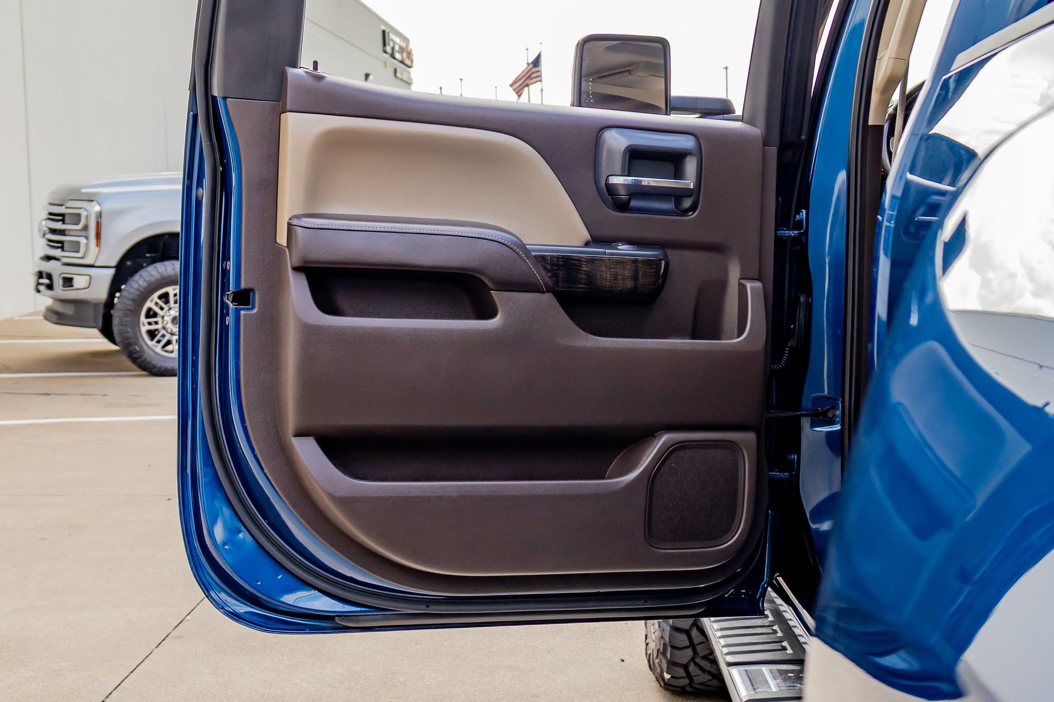 Used 2015 GMC Sierra 3500 Denali w/ Duramax Plus Package image 33