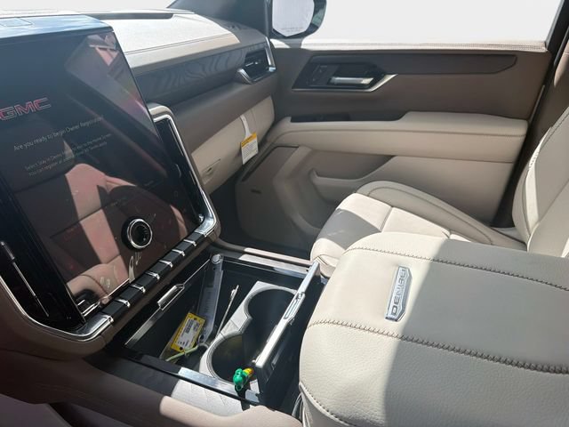 New 2026 GMC Yukon XL Denali w/ Sun & Power Step Package AWD/4WD image 20