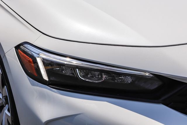 Used 2025 Honda Civic LX image 7