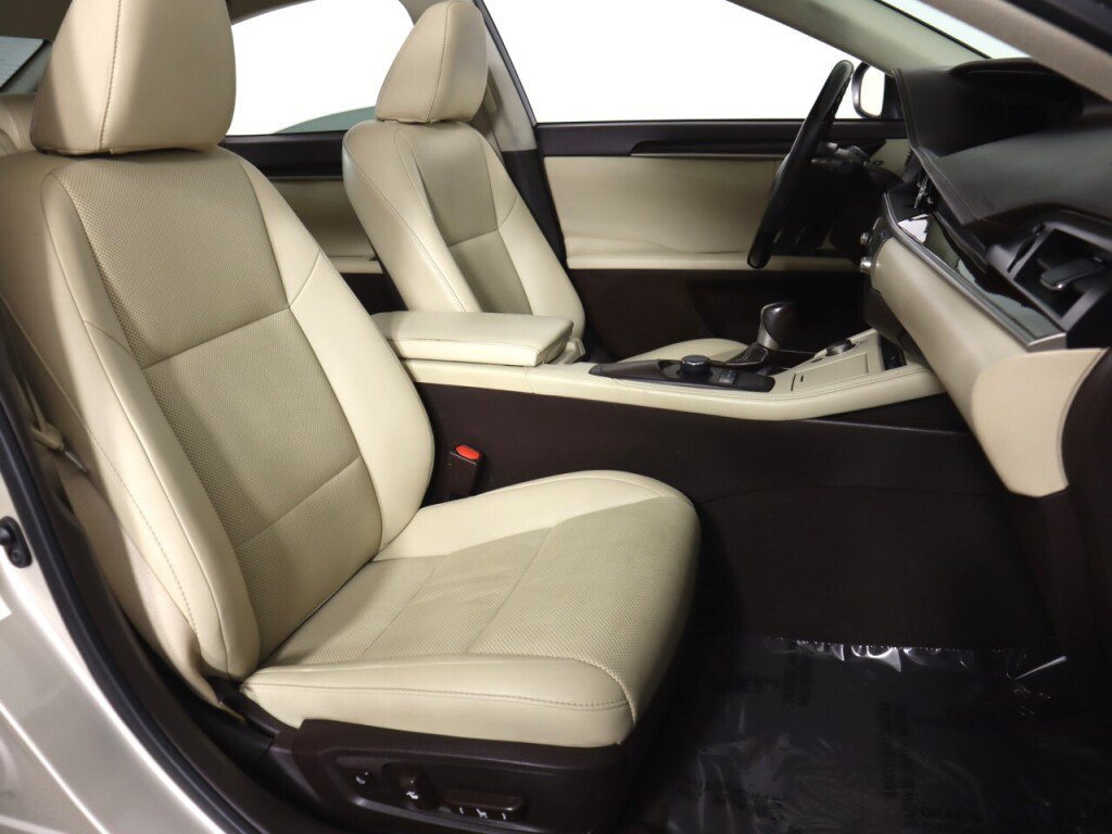 Used 2017 Lexus ES 350 w/ Premium Package FWD image 38