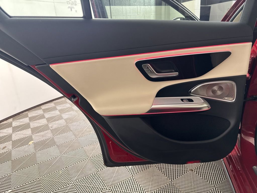 Certified 2025 Mercedes-Benz E 350 4MATIC Sedan image 19