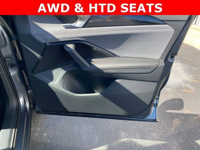 New 2025 Volkswagen Tiguan SE image 45