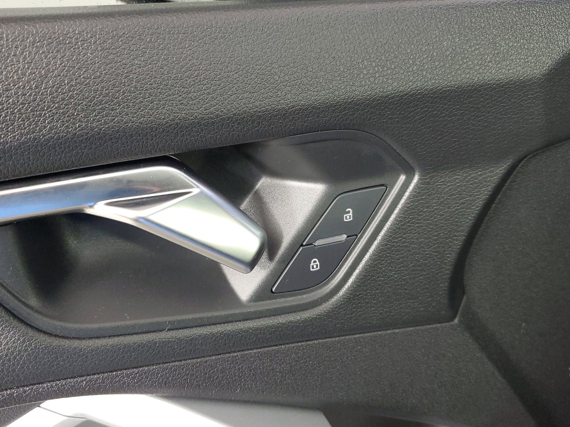 Certified 2022 Audi Q3 2.0T Premium Plus w/ Premium Plus Package image 32