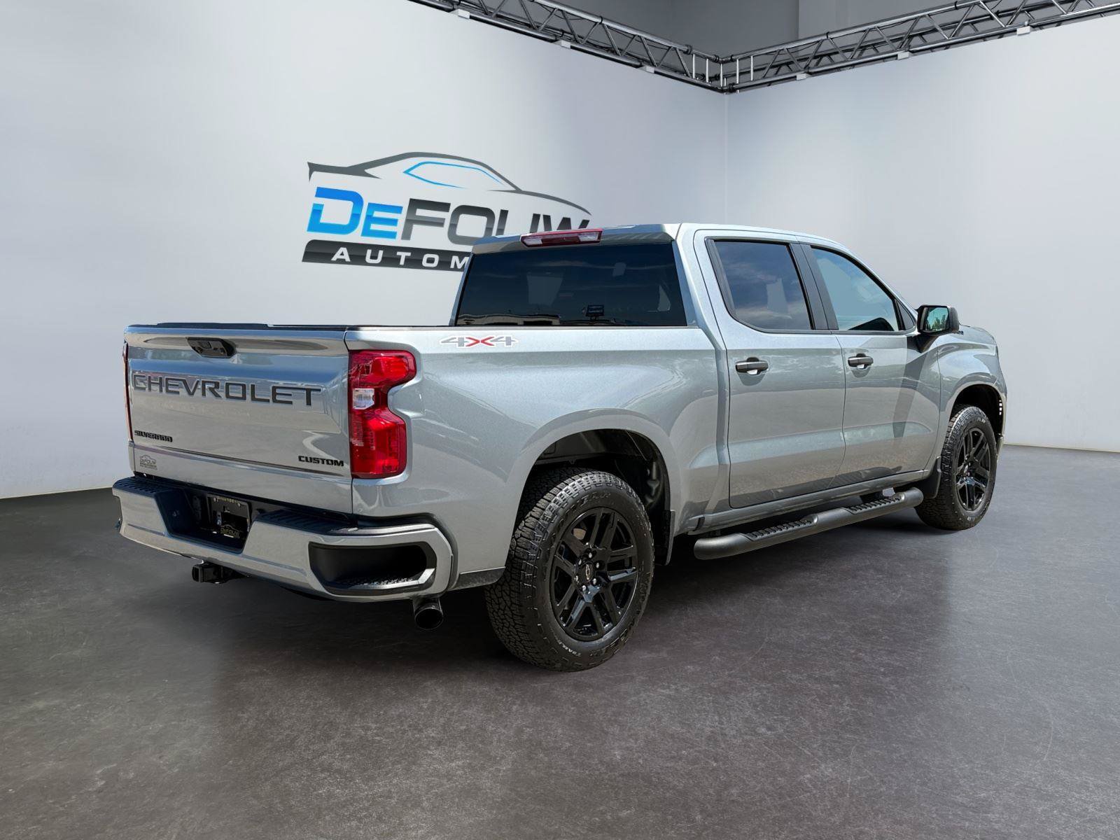 Used 2026 Chevrolet Silverado 1500 Custom w/ Turbomax Blackout Package AWD/4WD image 3
