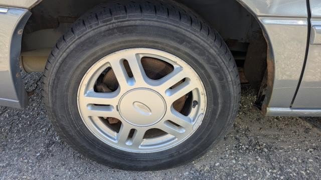 Used 2004 Ford Freestar SEL FWD image 22