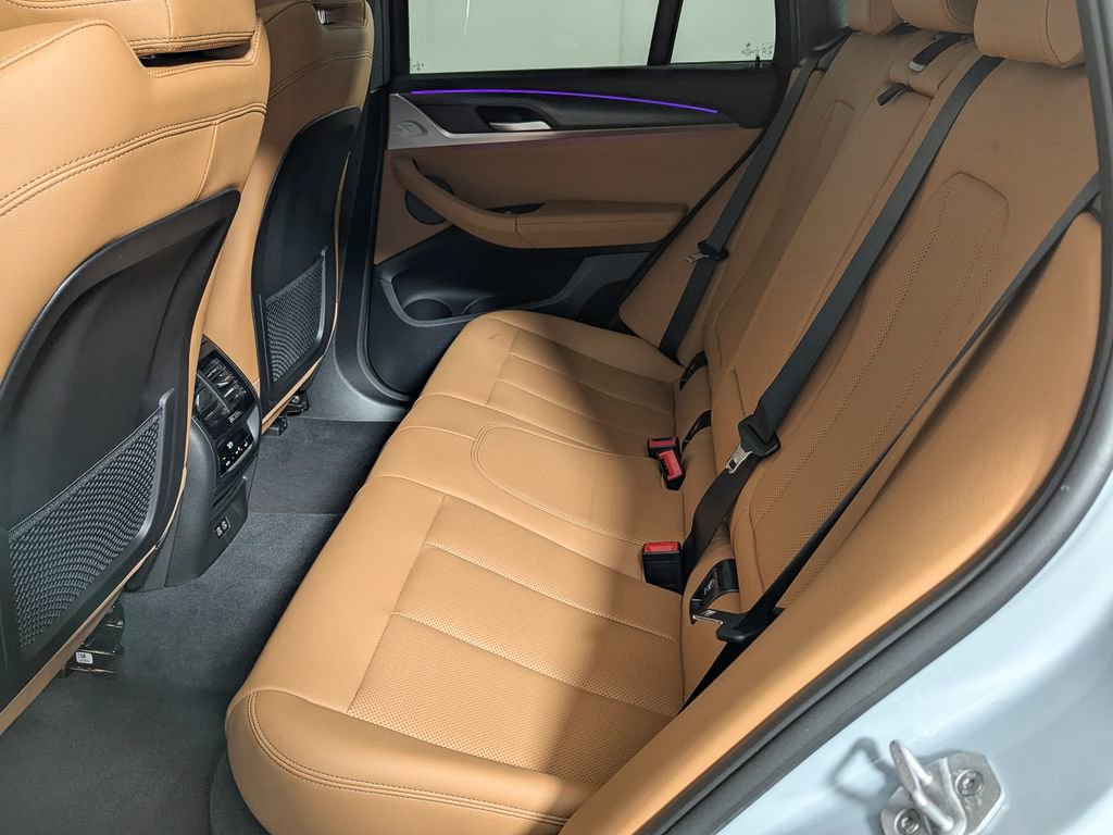 Certified 2025 BMW X4 xDrive30i w/ Premium Package AWD/4WD image 45